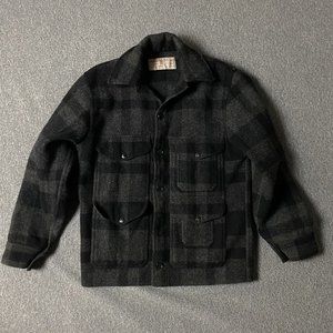 Vintage CC Filson Men’s Size 36 Wool Double Mackinaw Cruiser Black Plaid Jacket